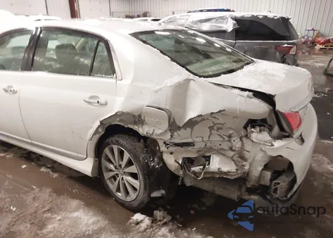 2011 Toyota Avalon Limited z USA, uszkodzony, nr VIN 4T1BK3DBXBU431517